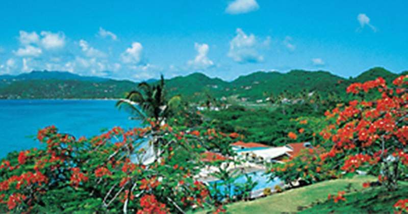 Flamboyant Hotel & Villas St. George's Экстерьер фото